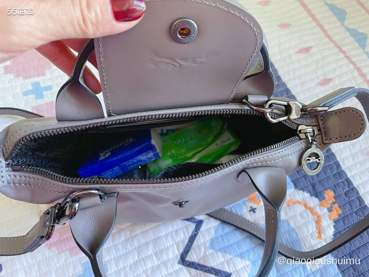 之前晒过蜜糖色，这次晒晒鸠灰～ 据说我买的这两个颜色都没货了