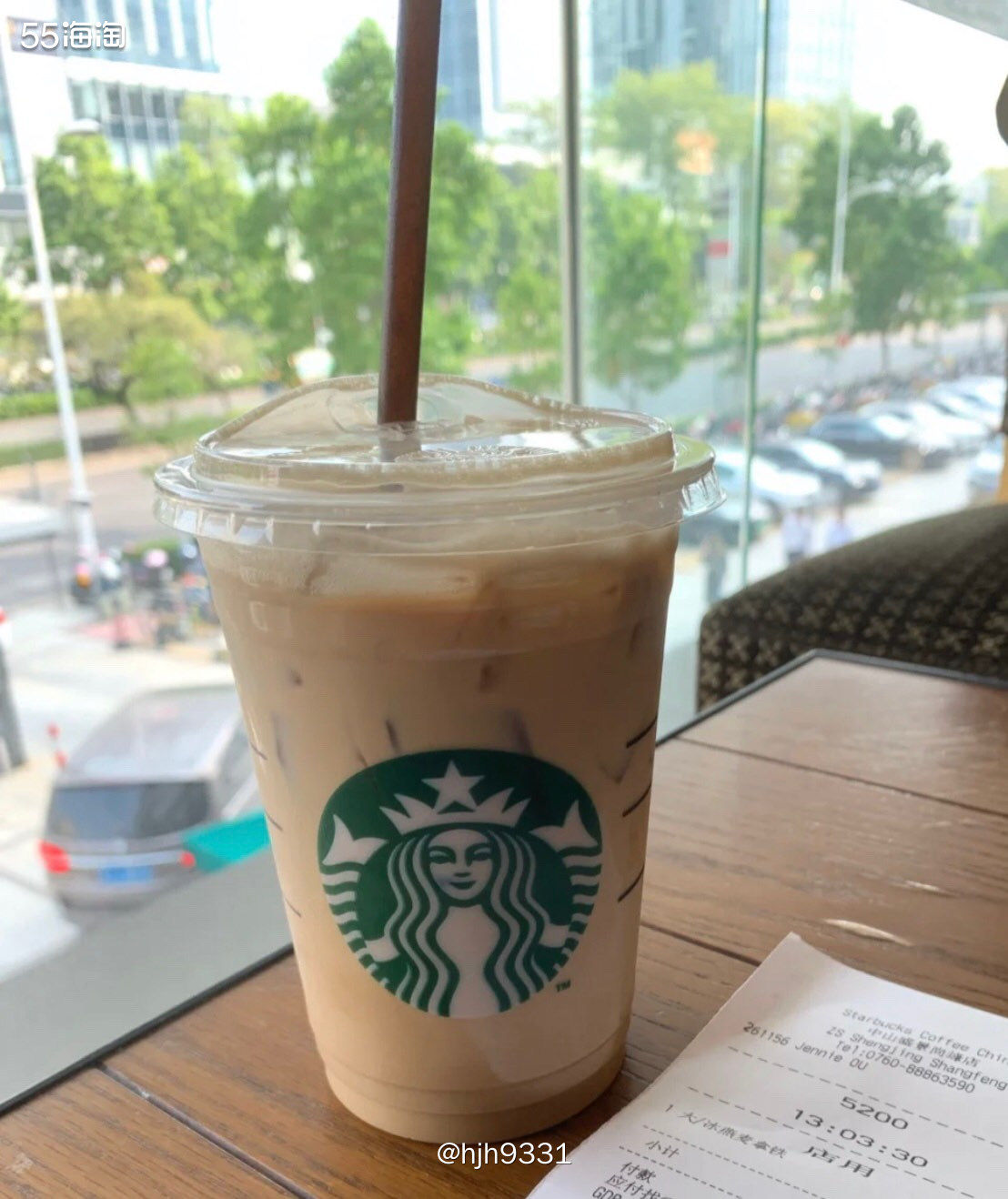 ✨星巴克实体店招行积分兑换大杯咖啡，特大杯需要加10元，一般