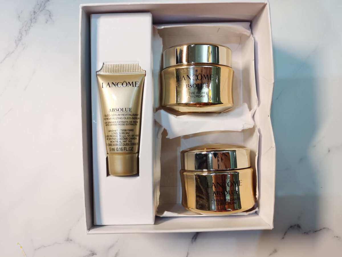 ✅兰蔻菁纯面霜属于抗衰老系列的面霜，走的就是适合轻熟龄肌肤的