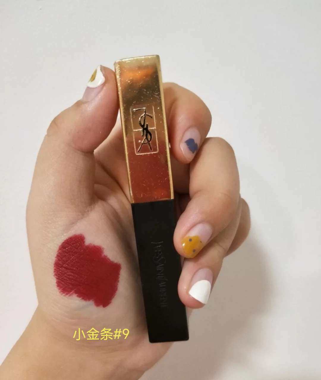 ysl家的小金条和唇釉都比较火，色号也比较多，且lookfa