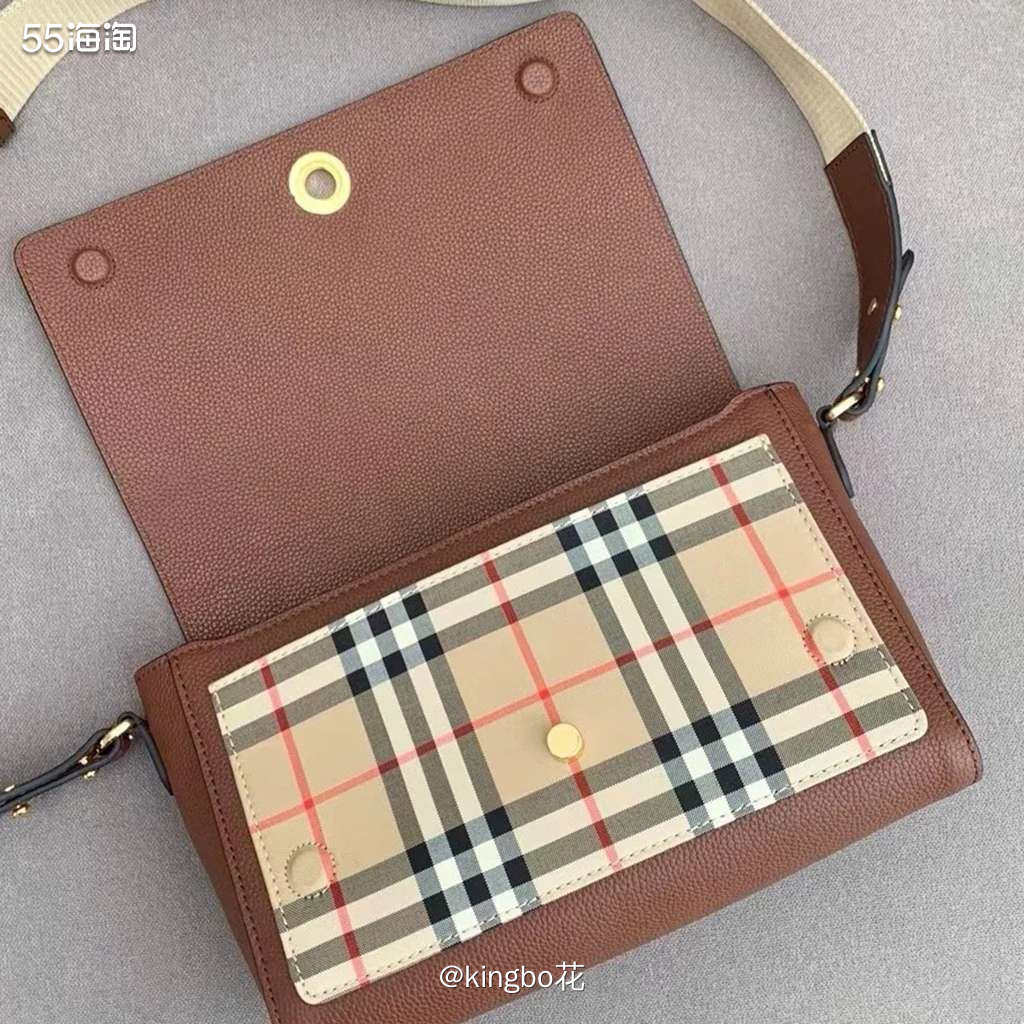 🔴Burberry note 翻盖单肩包，经典的格纹，简约
