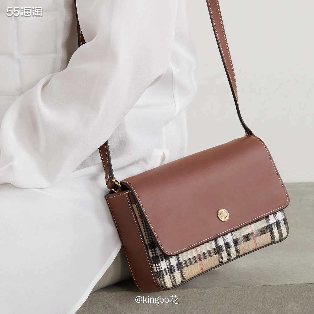 🔴Burberry note 翻盖单肩包，经典的格纹，简约