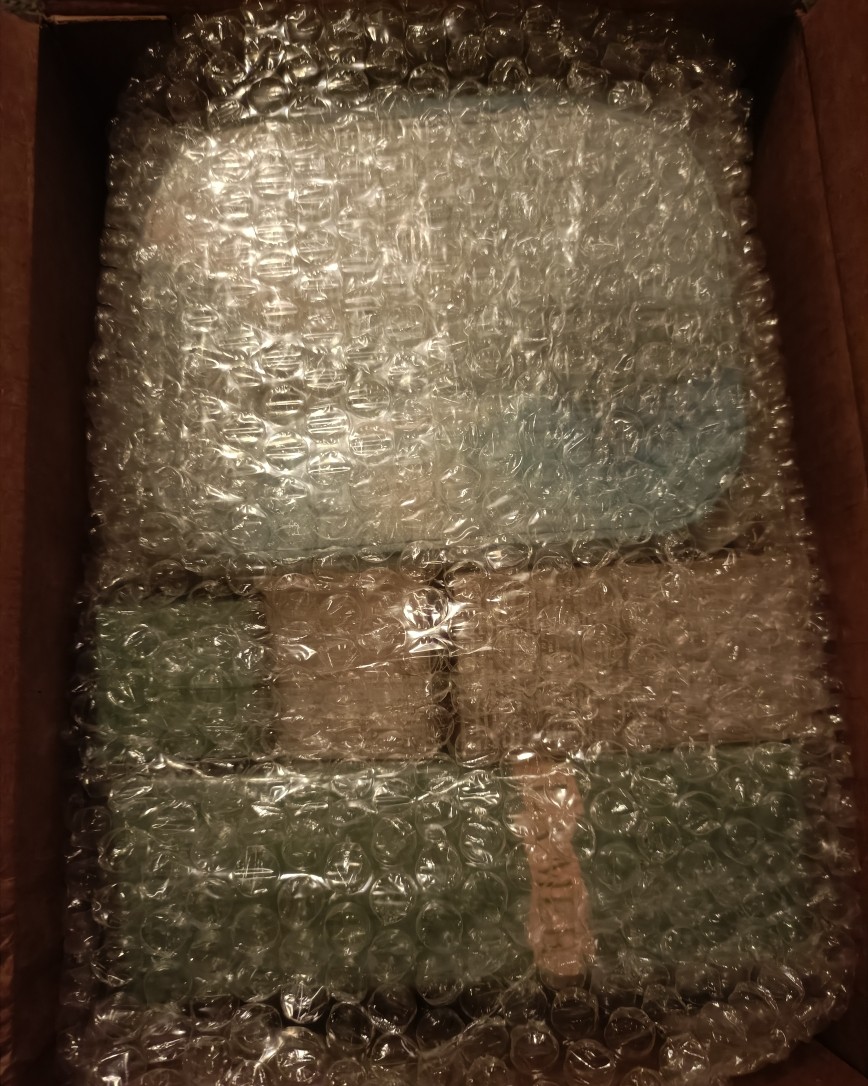 铛铛铛，新年礼物🎁到了哦，我的海蓝之谜到了！开心开心^_^
