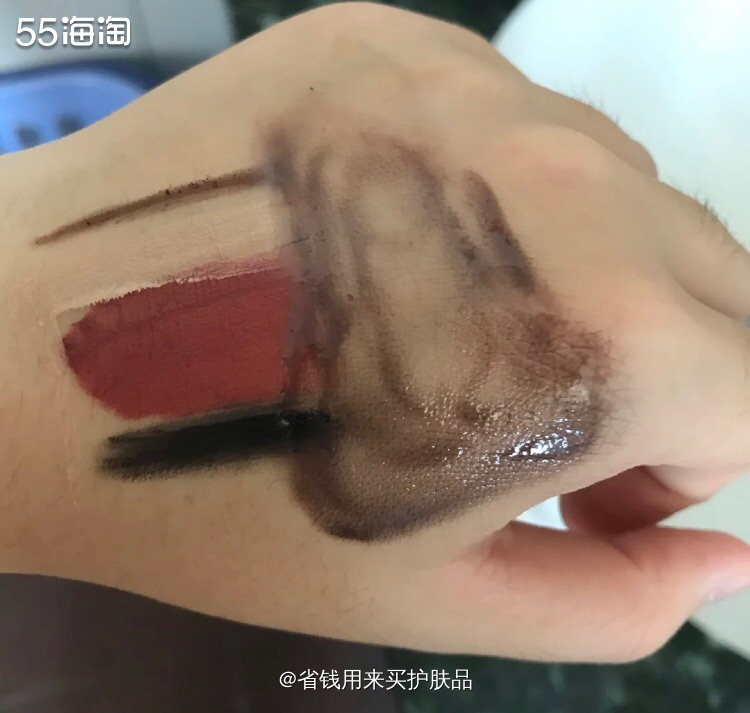 DHC卸妆油，温和不刺激，浓妆也卸的炒鸡干净！💕  👉�