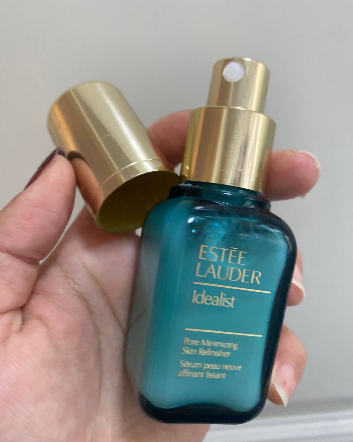 ♥️ 雅诗兰黛热门精华小绿瓶修复闭口顺损肌肤真的非常好。  