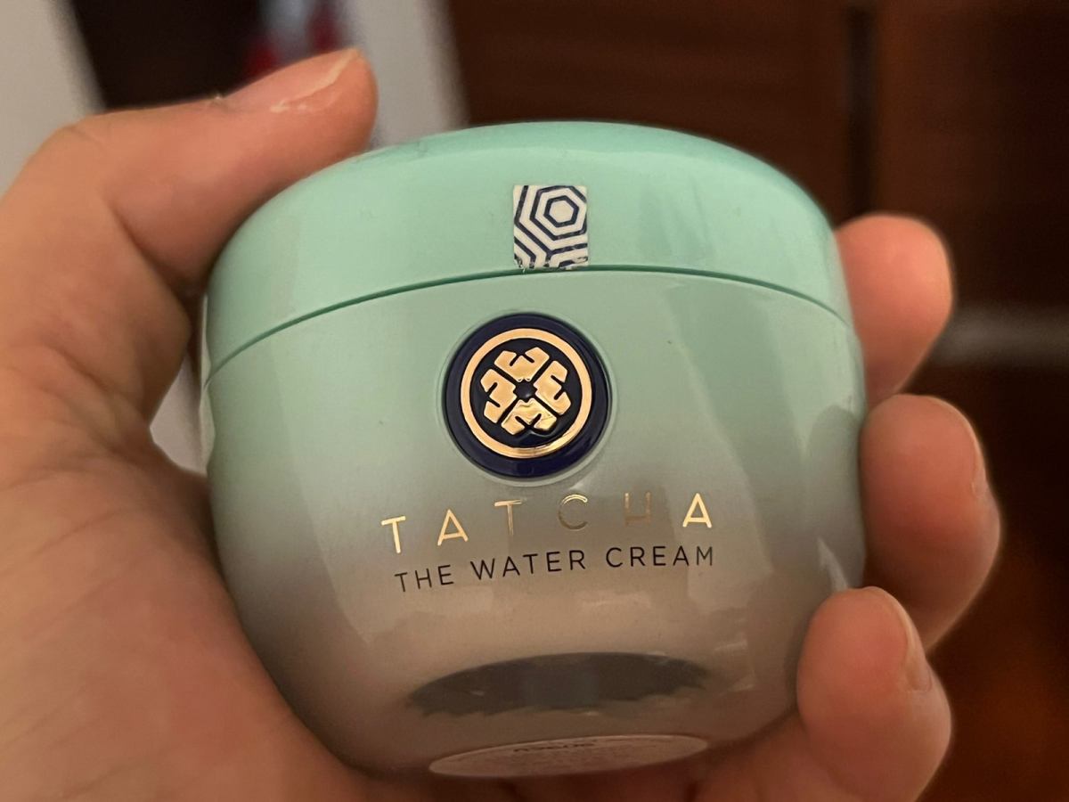 这个是意外发现的，之前从丝芙兰积分换的小样发现了这样一个宝。