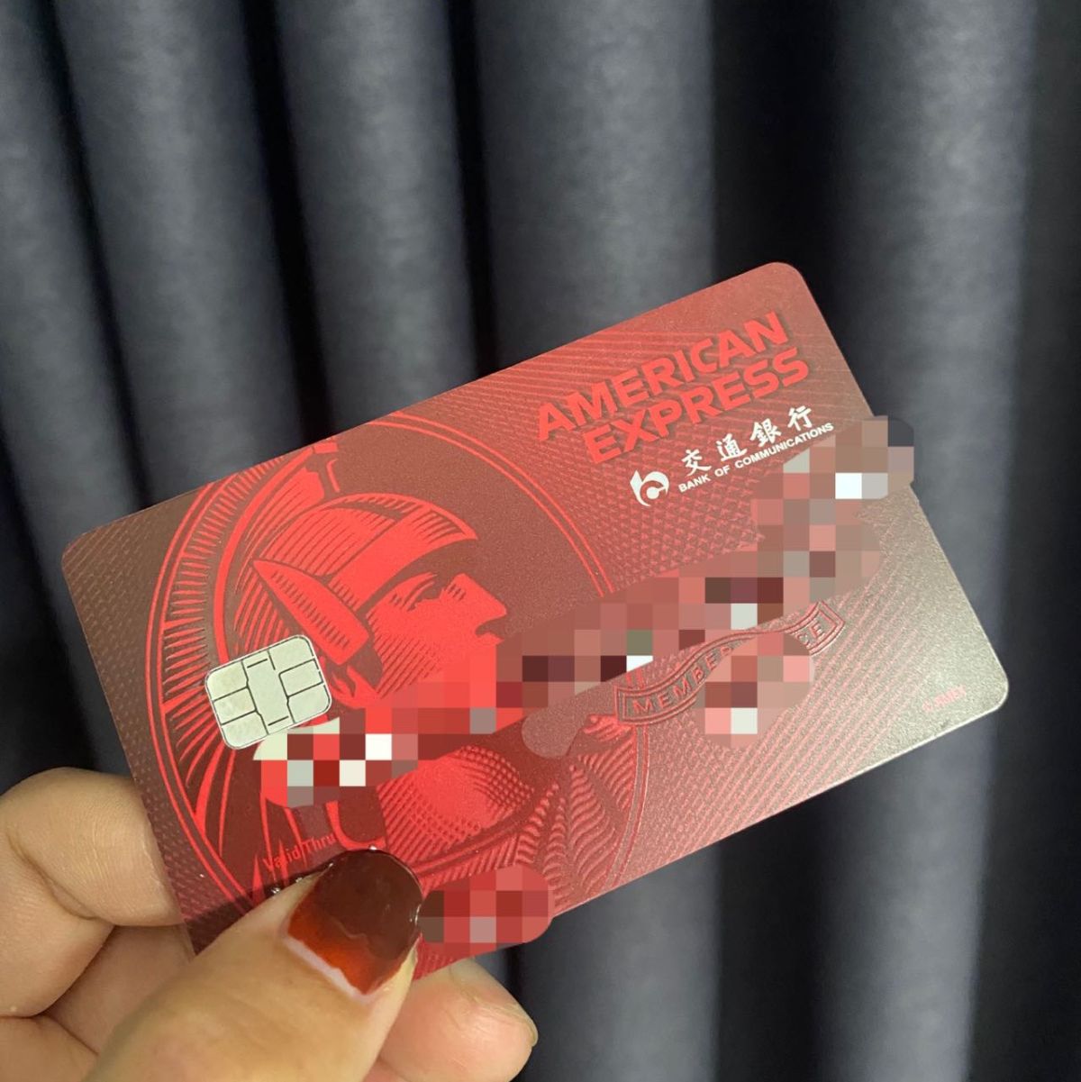 〰️化妆也有些年份了，所以用过的粉底液还不少，雅诗兰黛佳的口