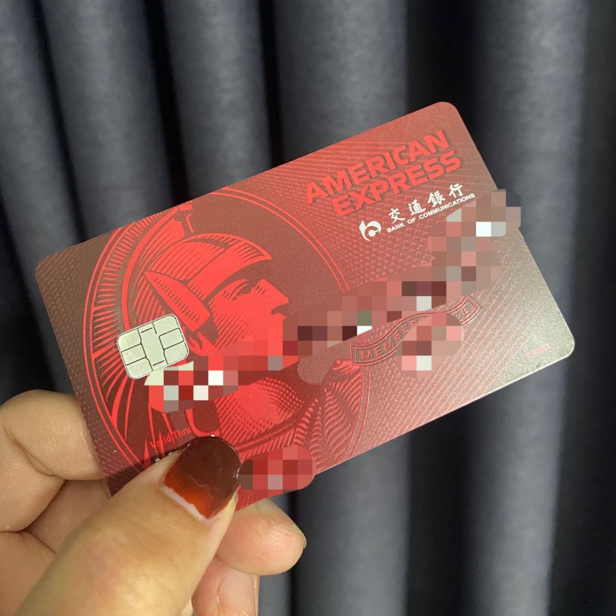 〰️雅诗兰黛黑五送原生液的活动不知道，大家都抢到了没有，反正