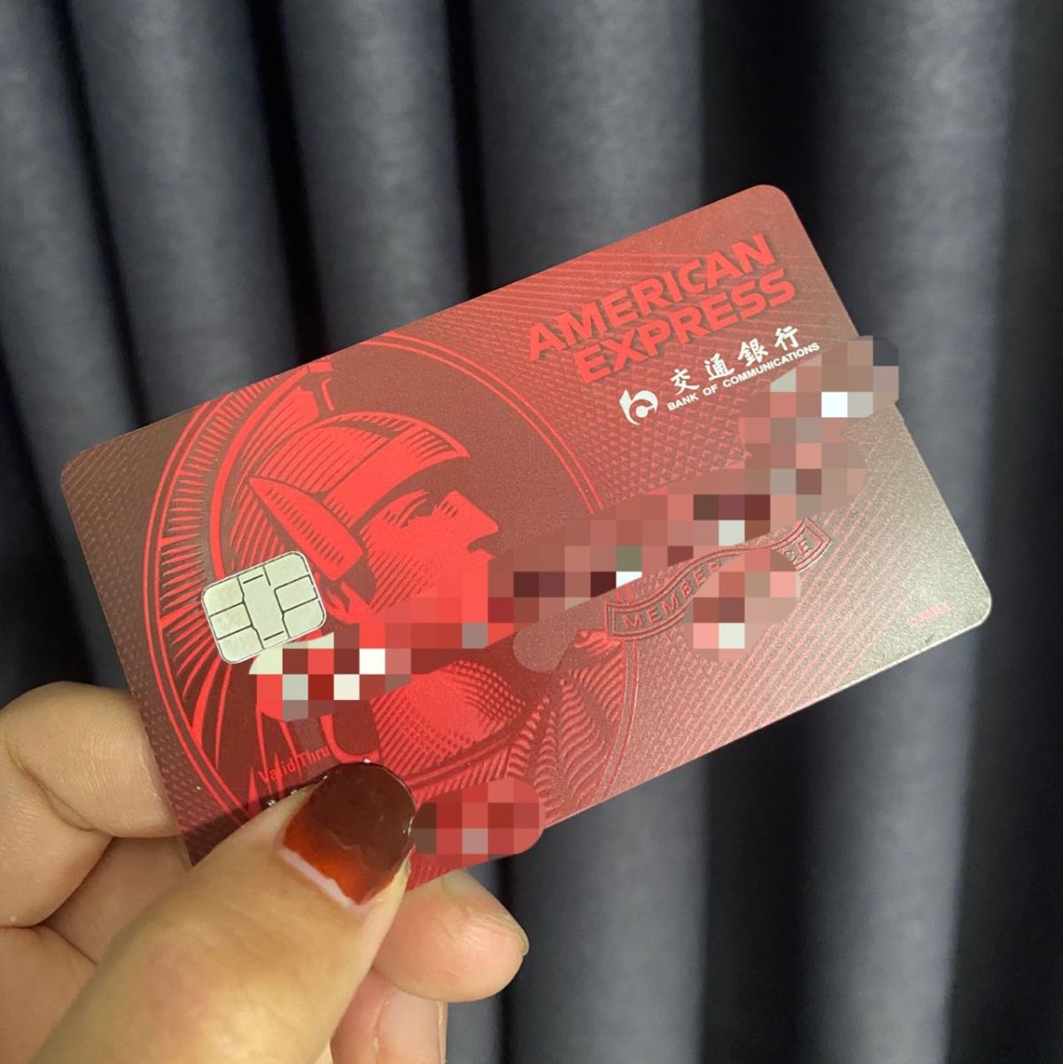 ☝️去LF英国站买兰蔻菁纯臻颜玫瑰美容液，用运通卡更划算哦。