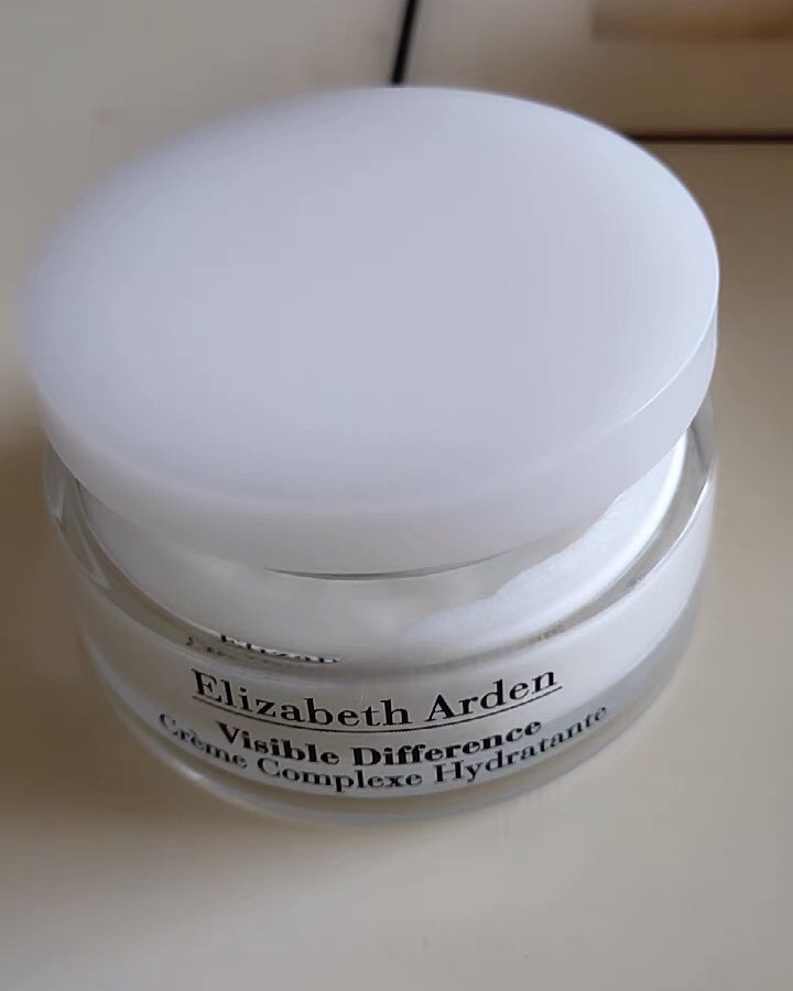 一直用雅顿粉胶，使用效果真的不错，平滑毛孔，去闭口效果都不错