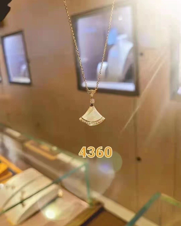 宝格丽年末，追加折扣，现在买超合适哦别犹豫了，