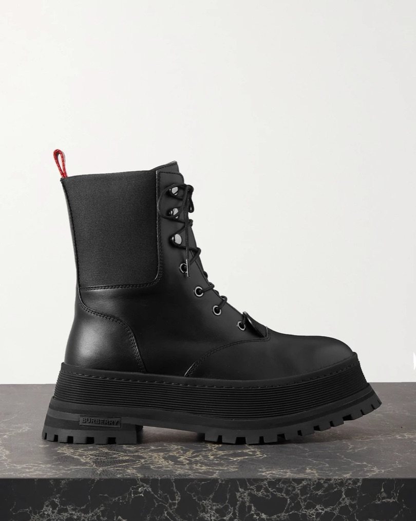 🌹马丁靴近年来越来越受大家的追捧，时尚百搭，🉑️炫酷，�