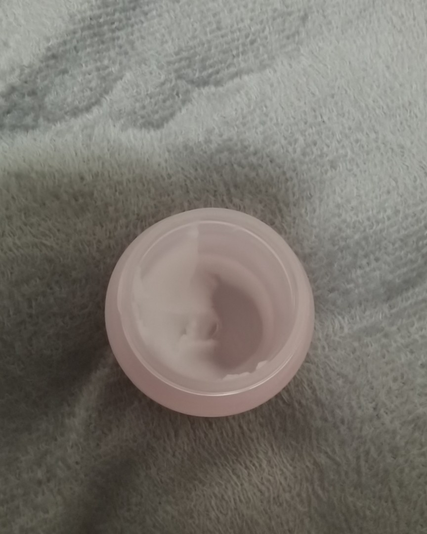 ✨这是我第一次从卸妆水换为卸妆膏,就了芭妮兰卸妆膏,对卸妆膏