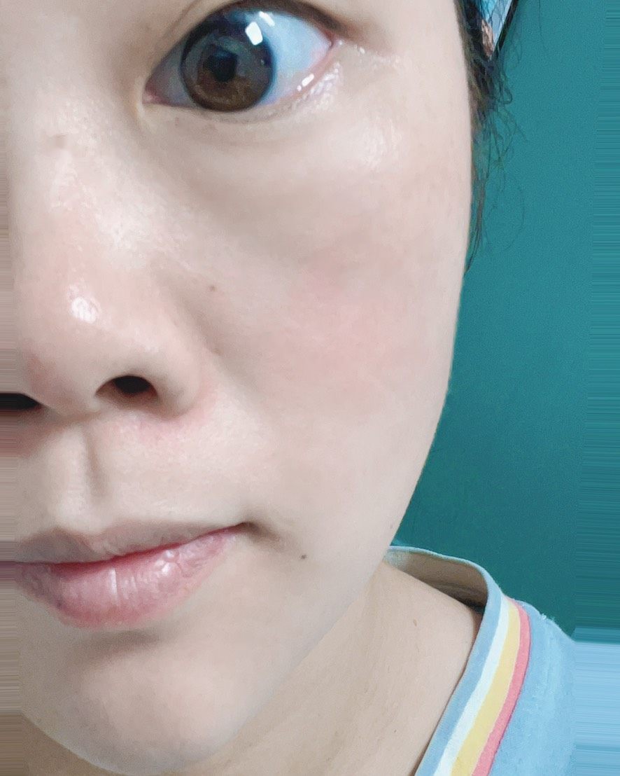 本人是高度近视，900+，用过无数隐形眼镜和美瞳。对隐形眼镜