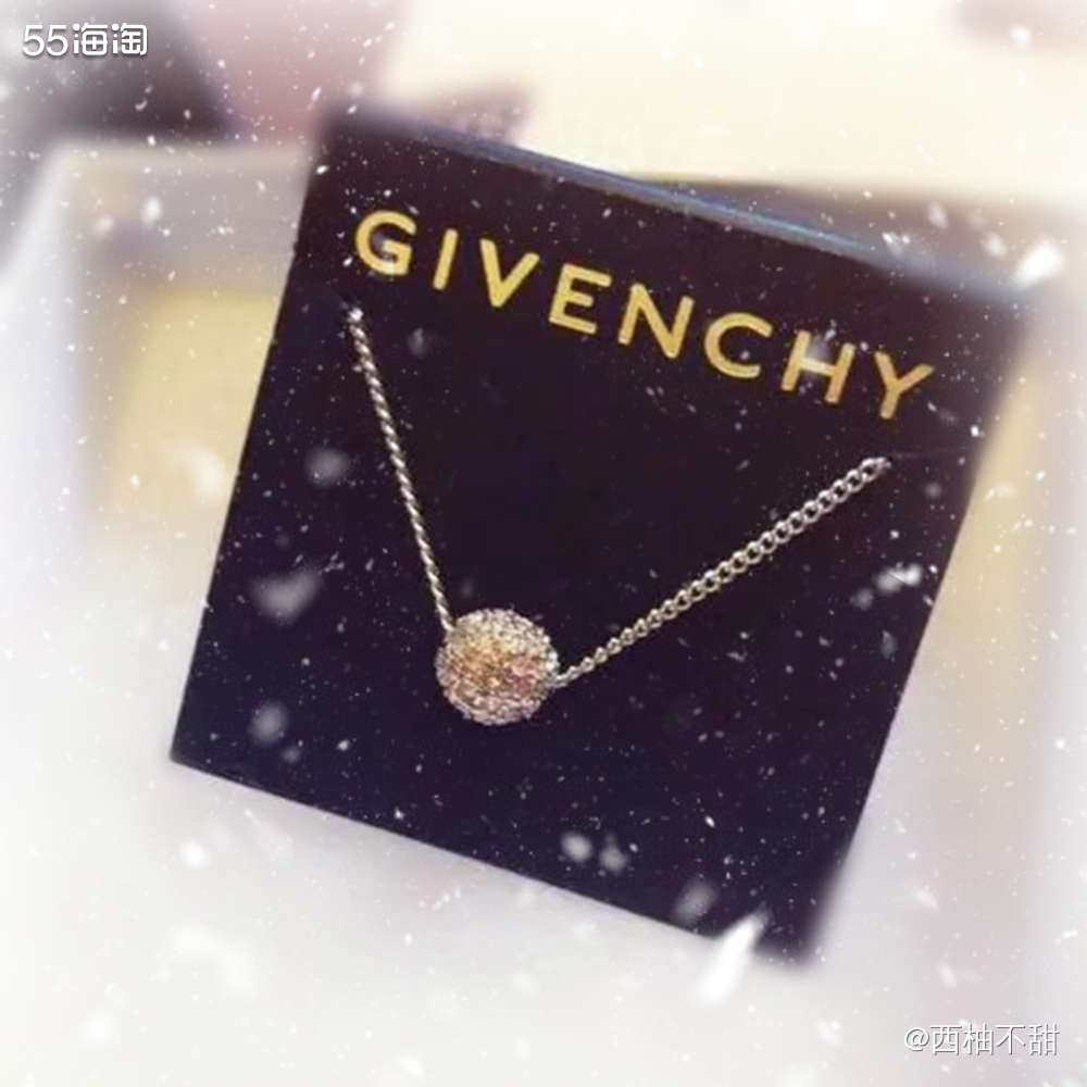🍰🍰🍰女孩子都是很爱美得，我家妹妹就是一个很爱捯饬自己