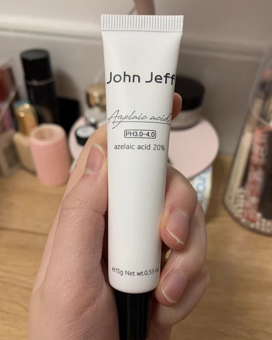 ☁️坐标：北京 ☁️肤质：冬天干皮，夏天混干 ☁️今年29周