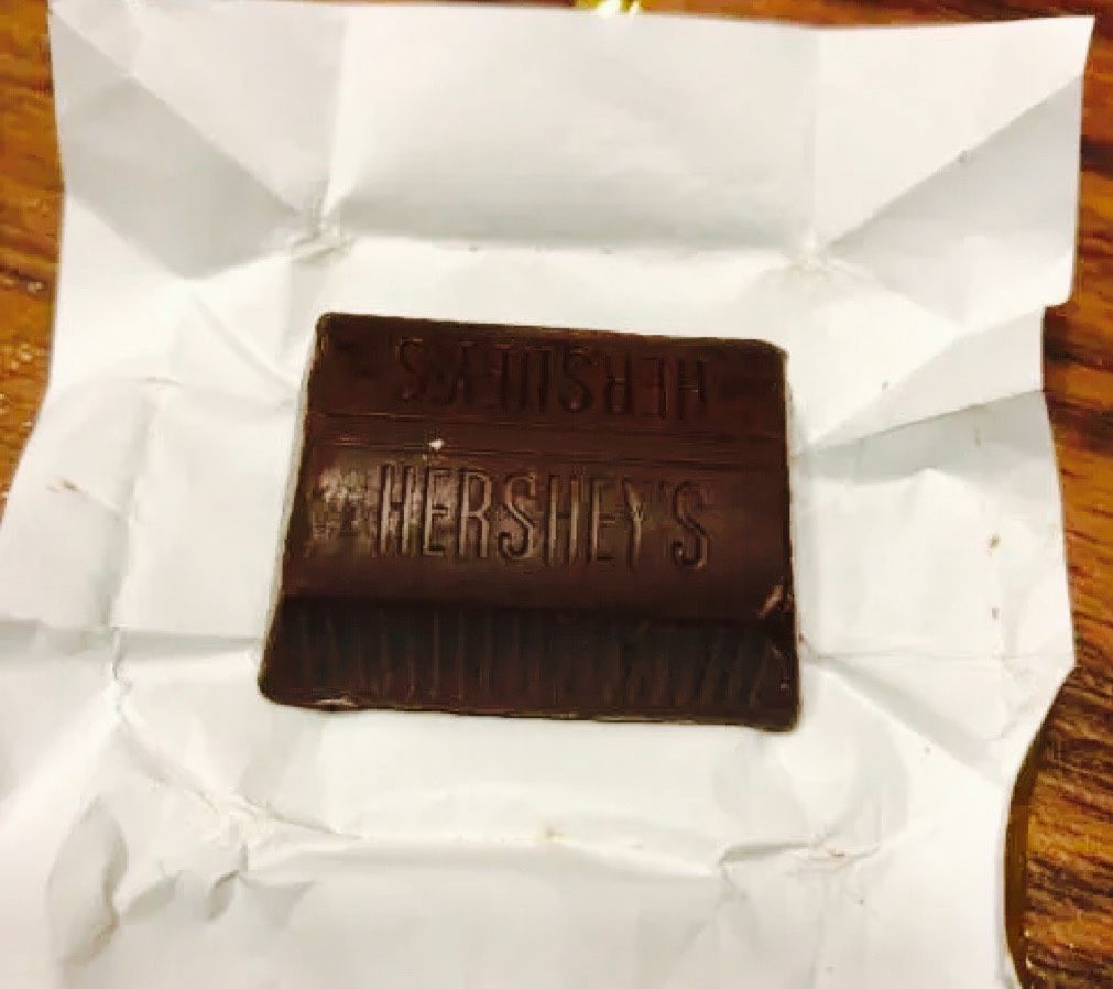 好时巧克力金砖，只要是喜欢吃巧克力的人，都不会不知道好时这个