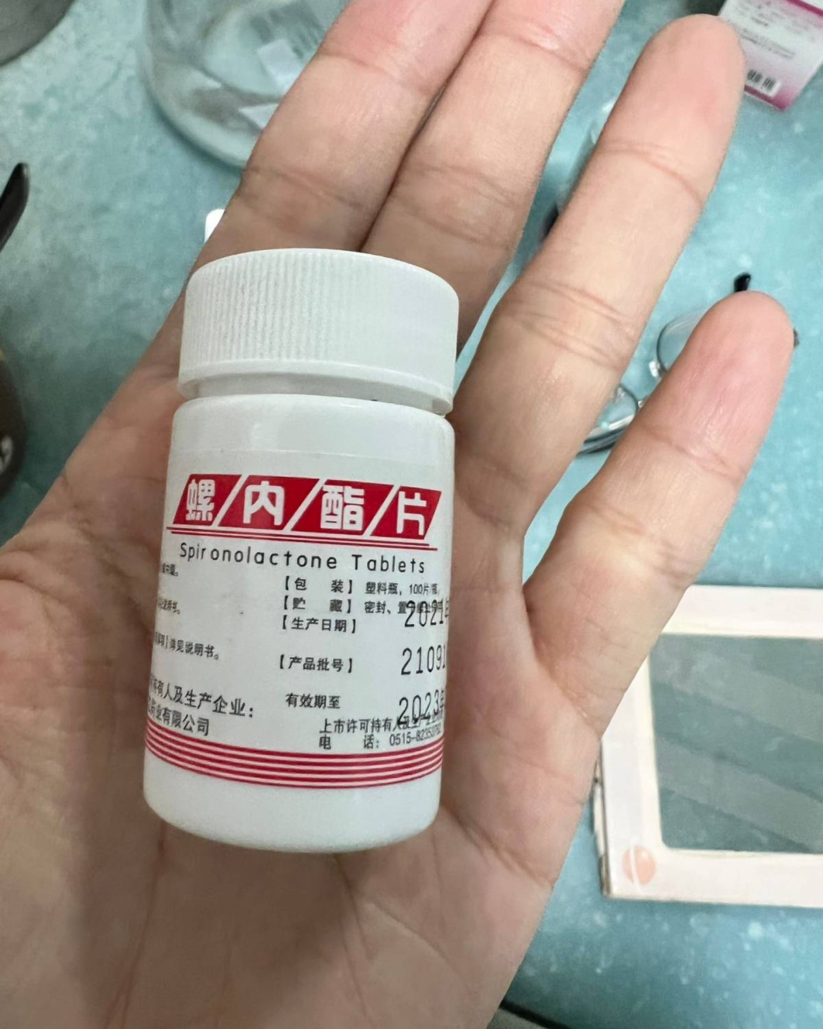 反反复复的冒痘痘，简直就是毁容！😭 18岁都没有长过痘痘，