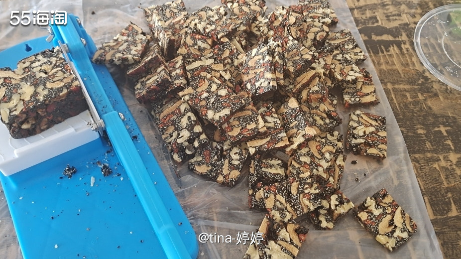 秋冬季节熬胶注意事项:  由于秋冬季节，气温较低，黄酒的引活
