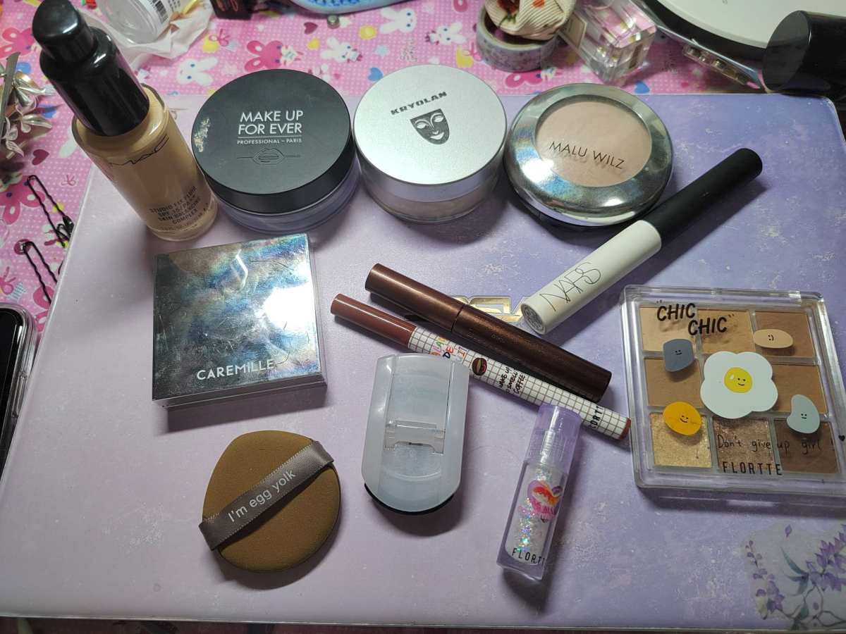 作为一个痘肌混油皮，是什么陪伴我走过四季和烂脸？  隆重为大