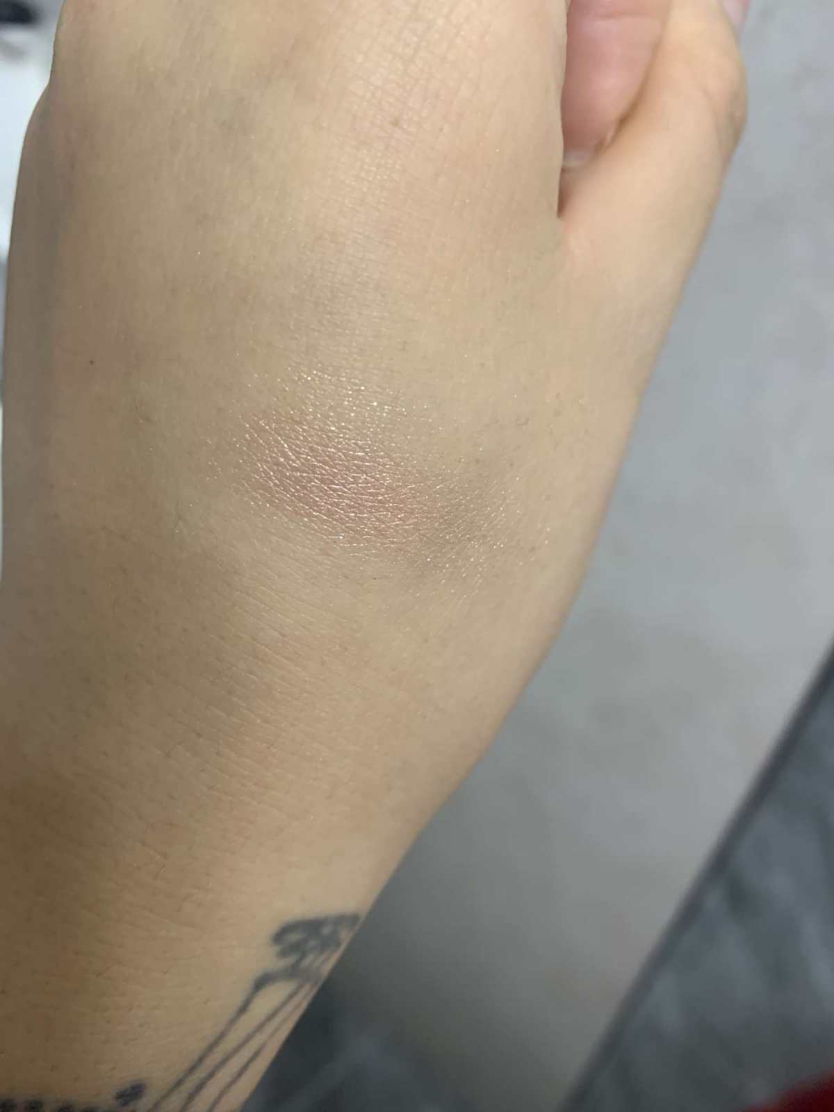 就一整个大无语，很久很久以前，我还不会海淘的时候我买化妆品都