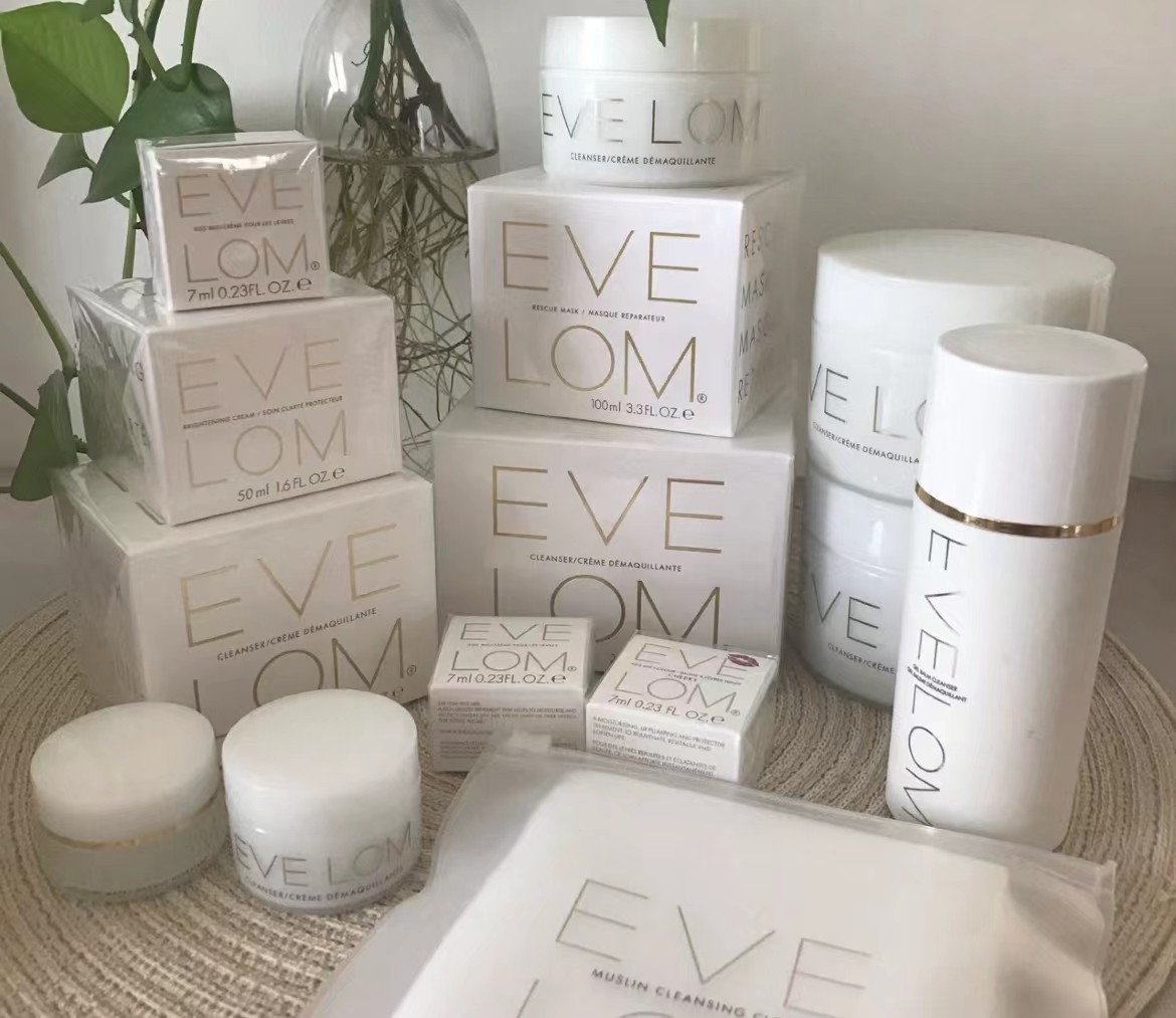 EVE LOM卸妆膏是这两年一直比较火的卸妆产品 用户市场很
