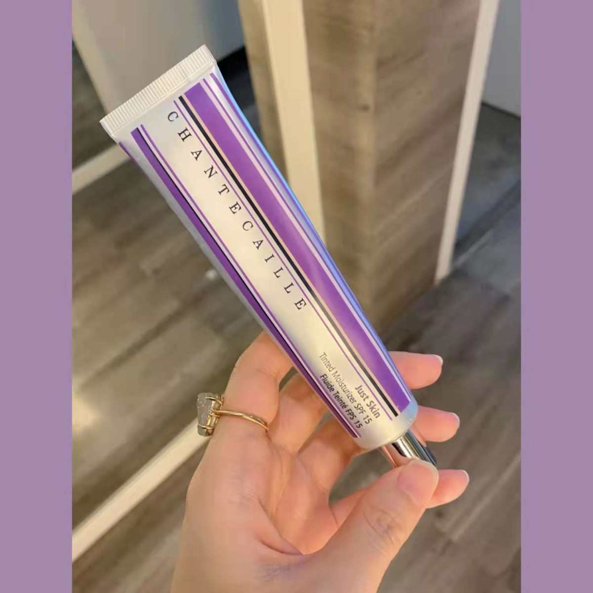 💜香缇卡隔离据说是伪素颜中最能打的底妆，之前大家反馈普遍说