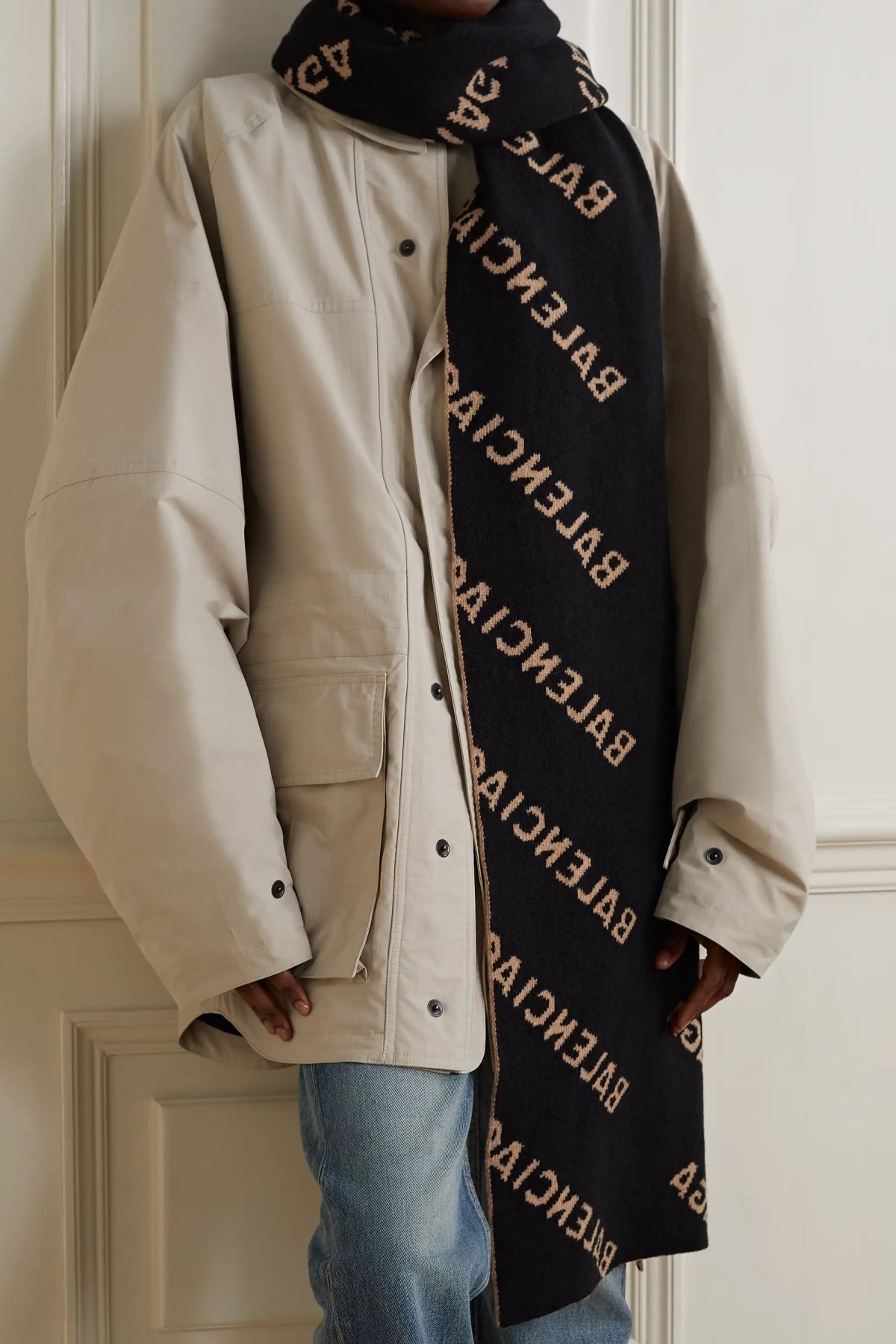品牌背景：巴黎世家(Balenciaga)是时尚界最有影响力