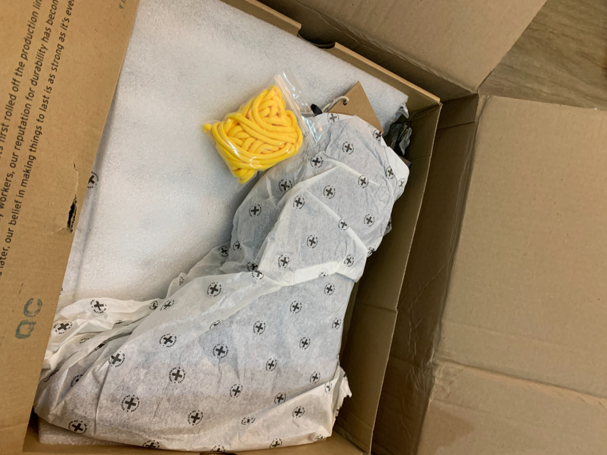 这双Dr Martens马丁靴是之前55发布的美国官网Dr 