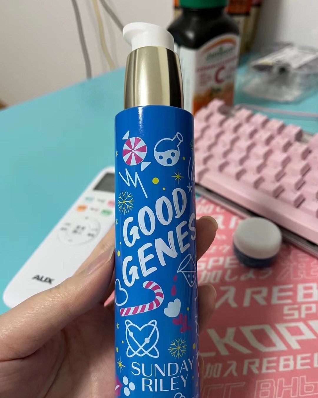之前我是不知道这个牌子的，之前一个主播圣诞节逛梅西的时候介绍