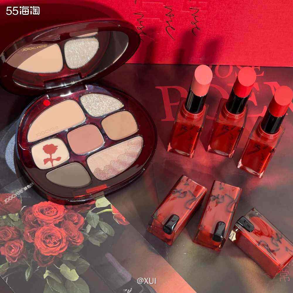 今年在wb第一眼看到酵色的情人节限定立刻就陷进去了，整个礼盒
