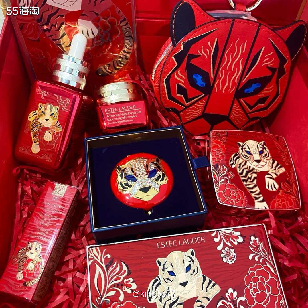 🔴雅诗兰黛新年限定，如虎添翼，虎虎生威，老虎化妆包倒是挺有