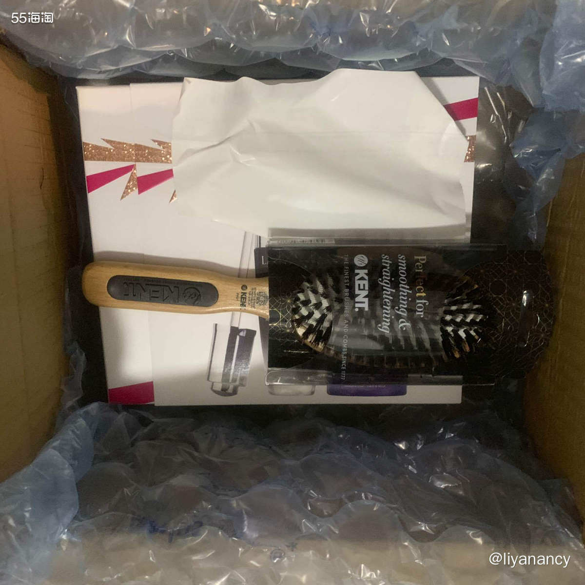 ✨新收到的包裹，来自 artishopping，其中包括一个