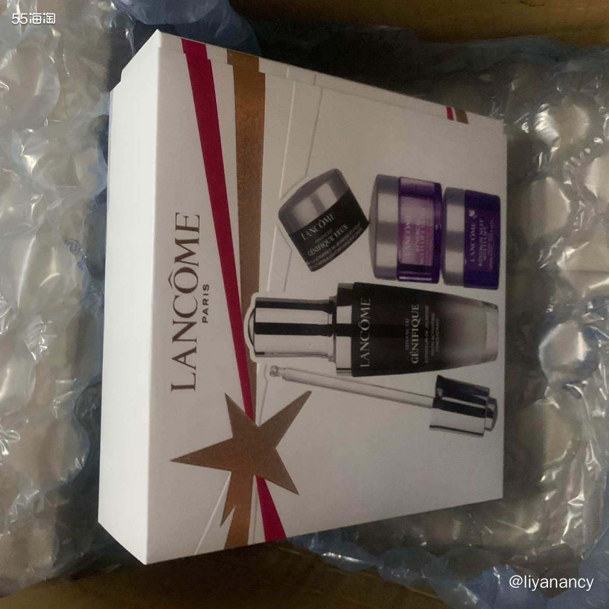 ✨新收到的包裹，来自 artishopping，其中包括一个