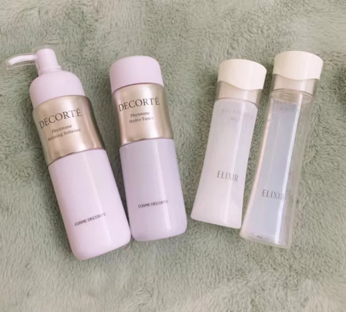 日本的护肤品一直以来都是很受欢迎的 像资生堂，怡丽丝尔，珂润