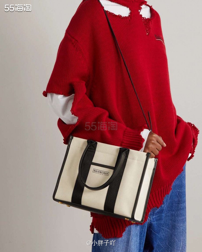 🔹种草单品： balenciaga 巴黎世家 logo 奶