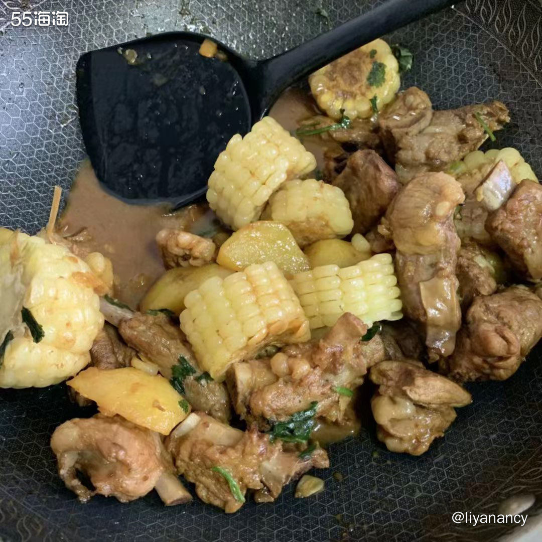 ✨提到东北菜，大家都知道猪肉炖粉条，小鸡炖蘑菇，东北算是很喜