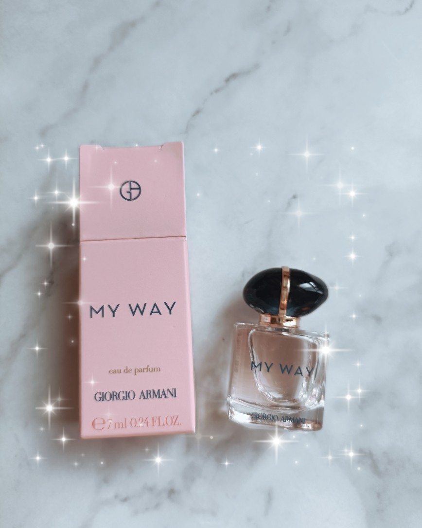 阿玛尼的香水我闻过几款，个人最最喜欢的就是my way香水，