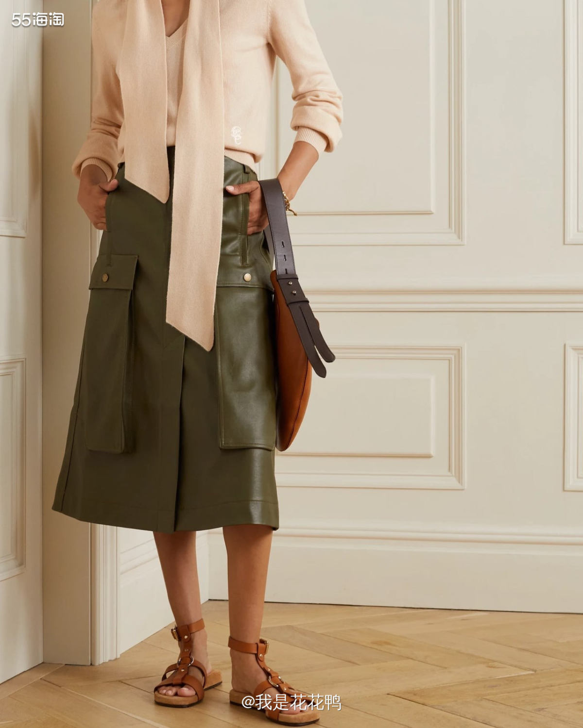 🌟毛衣和围巾应该是标准搭配了吧，每次到了秋冬，毛衣，围巾都