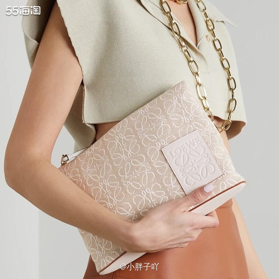 🔹**产品： LOEWE x Paula's I
