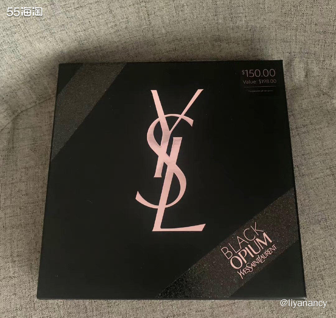 🍎外观：我觉得有点夜店风，中间一块是透明的，有小小的设计感