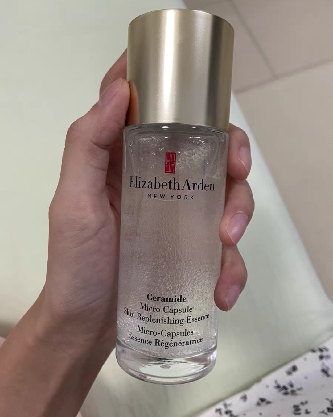 ✅肌底液精华曾经被我各种嫌弃，觉得是噱头产品，直到我上了25