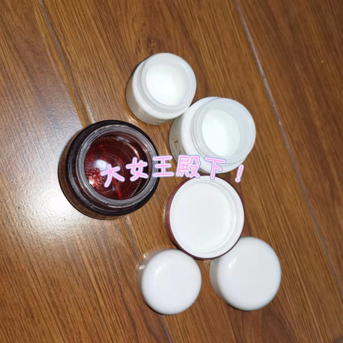 本王是混合油皮，爆炸痘肤质 坐标广州（潮湿不爽的天气居多） 