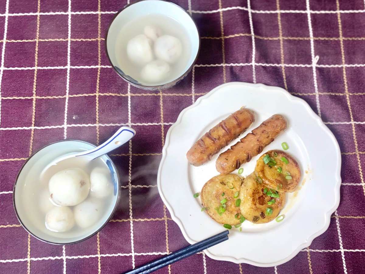 🏮自制红豆沙汤圆来啦，元宵夜一定要吃汤圆哦  👀一年一度
