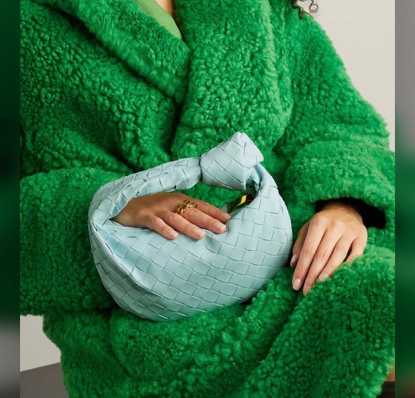 🔹 BOTTEGA VENETA Jodie 结饰迷你手提