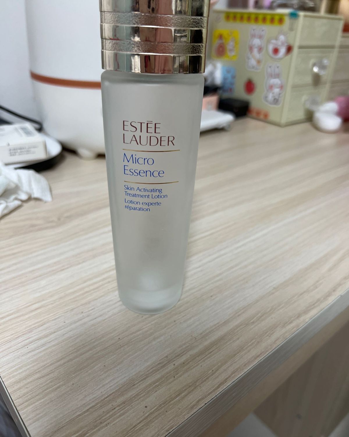 雅诗兰黛原生液，俗称干皮亲妈！但是我混油皮用着一点也不油腻，