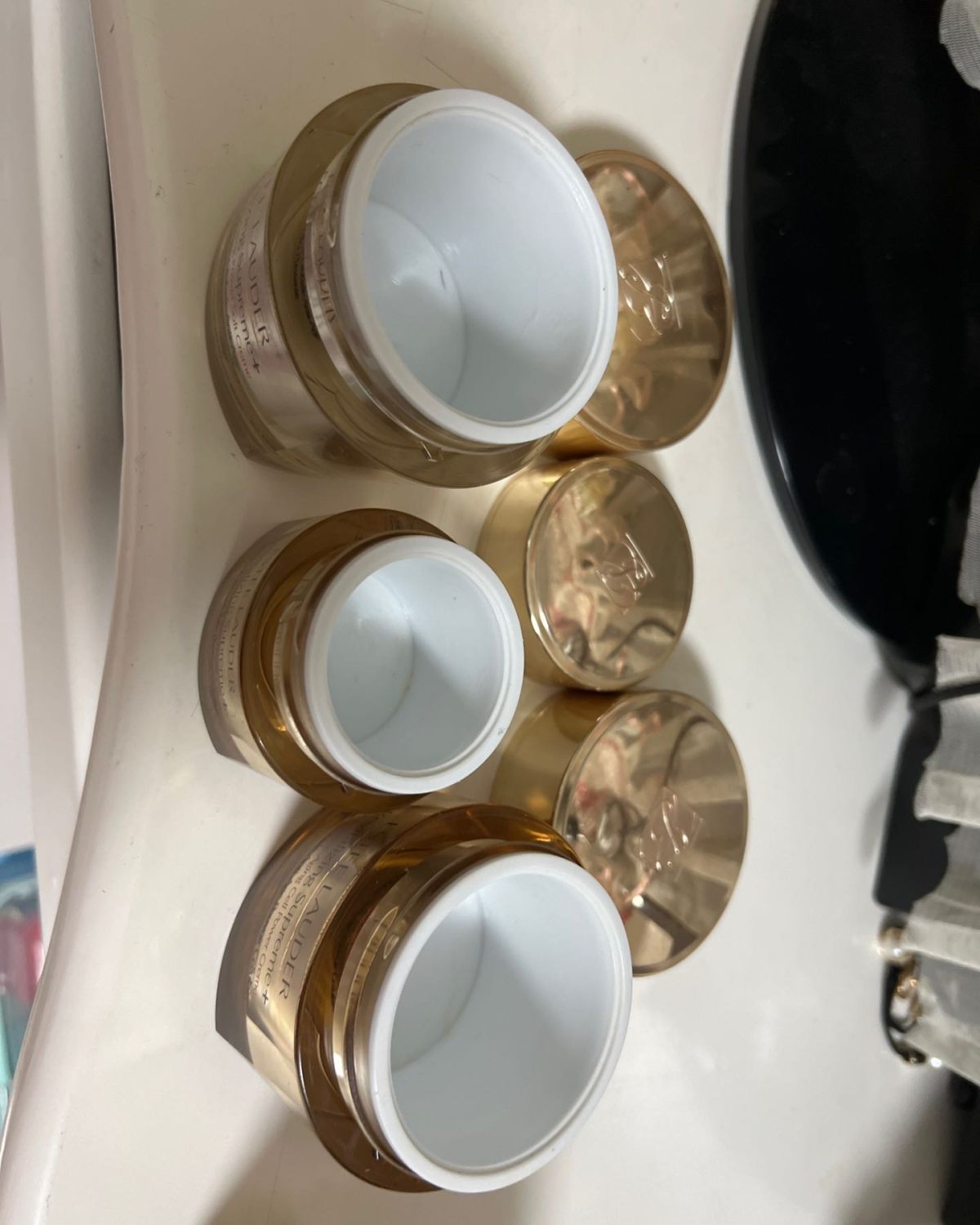 雅诗兰黛原生液，俗称干皮亲妈！但是我混油皮用着一点也不油腻，