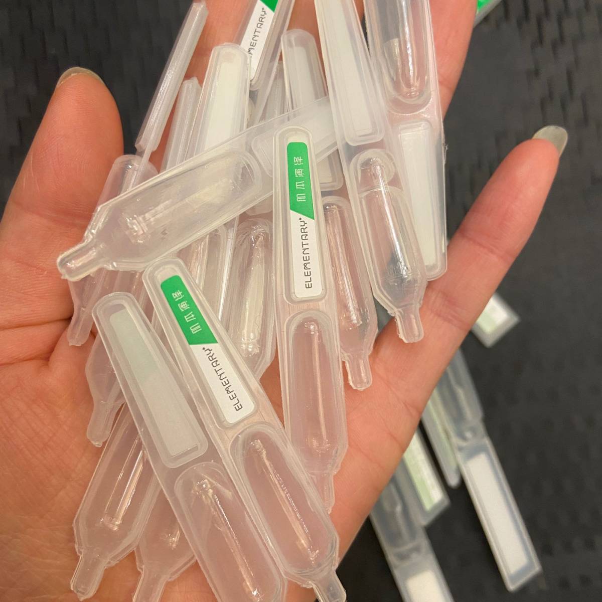 🔔今年爱上了用次抛，虽然才没用几个月，发现已经堆了一堆空管