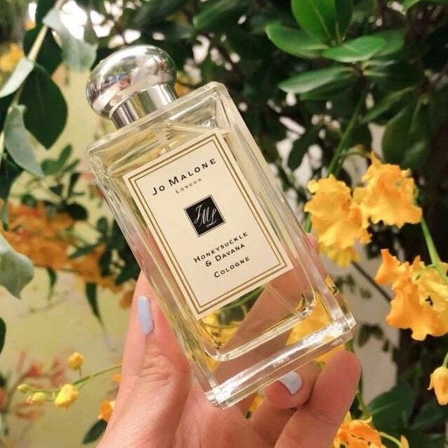 🌹新年开新香～～朋友送了个Jo Malone忍冬与印蒿，清