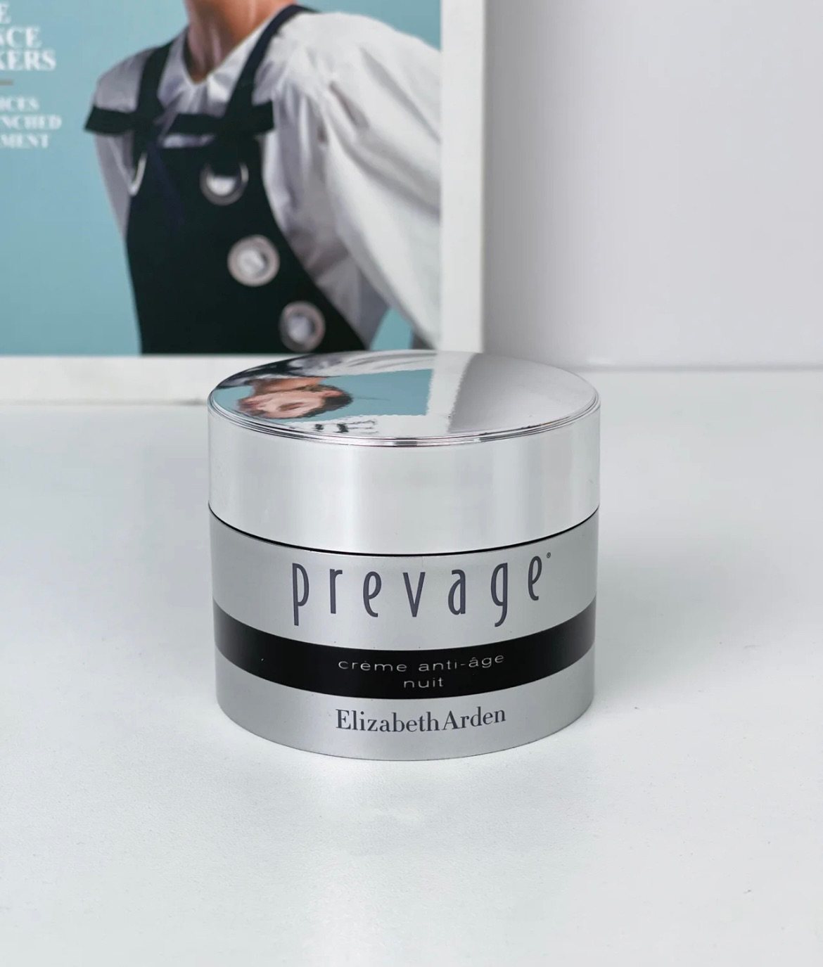 🌻雅顿橘灿晚霜，含有王牌成分艾地苯，体会一夜回春的感觉  